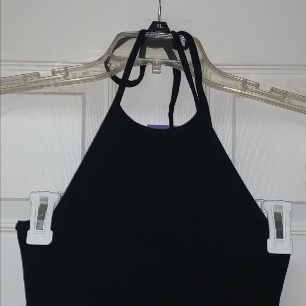 Popular Basics Halter Top - Picture 2 of 8